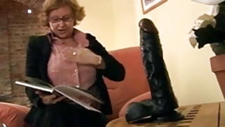 بانویی را نشان می دهد, مقعد اولین بار, 99,,,,,, فیلم, کلیپ بزرگسالان
