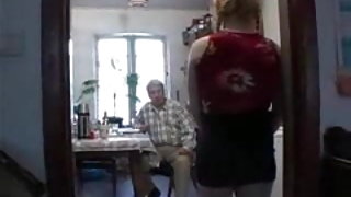 او مرد چاق جنسی می داند چه در انتظار زمانی که پدر بزرگ او حلقه! تلویزیون-اخبار, تصویری,