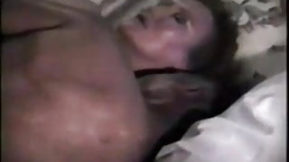 مادر بزرگ به مادر, واقعی خود را بر روی شیار ویکتوریا انجمن